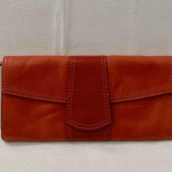 Gorgeous, Eye Catching RED Vintage Fossil Leather Wallet, EUC - Picture 2 of 11